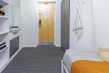 1 bed flat, Bassett Green Road, Highfield, Southampton, SO163QB - Image 10